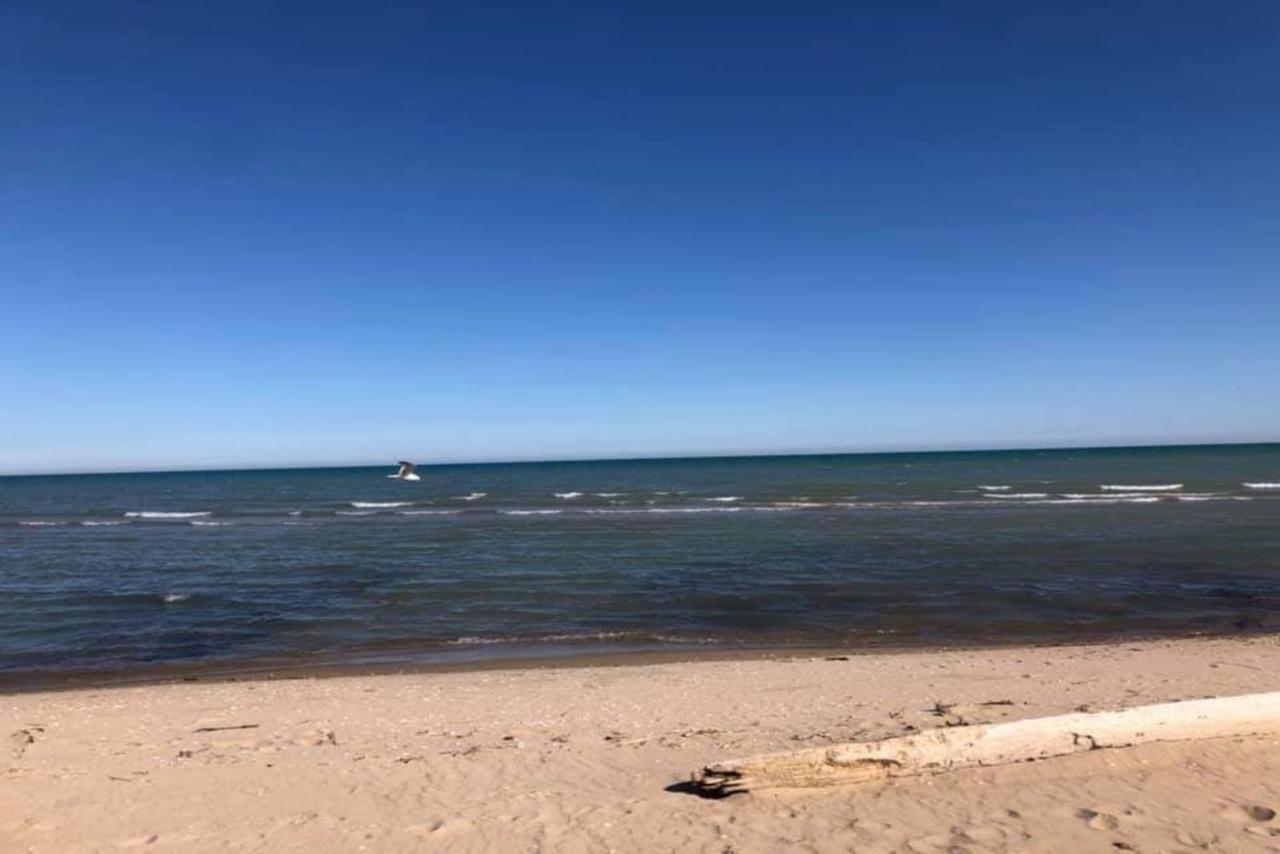 Sunrise Beach Oscoda @ Surfside 外观 照片