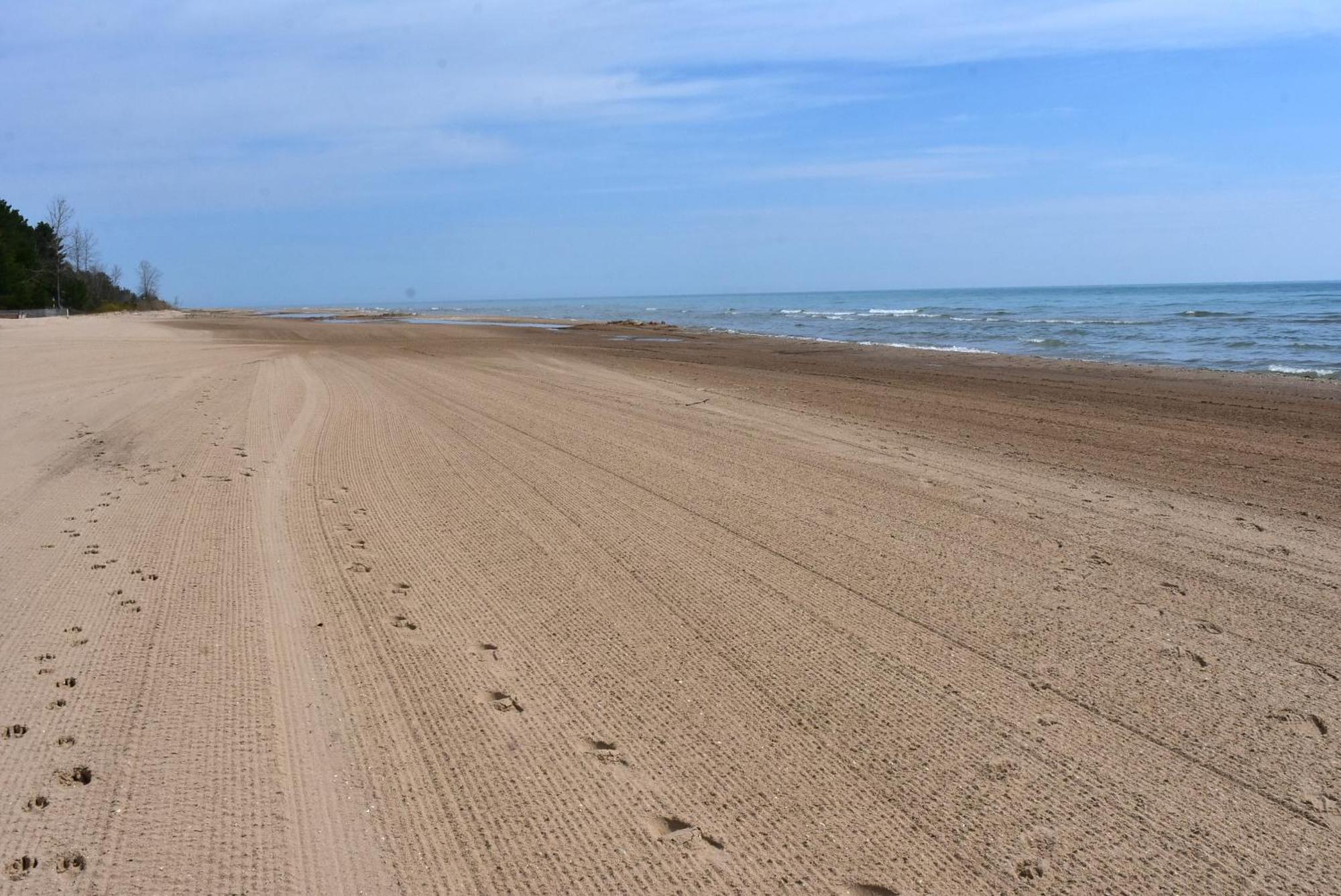 Sunrise Beach Oscoda @ Surfside 外观 照片